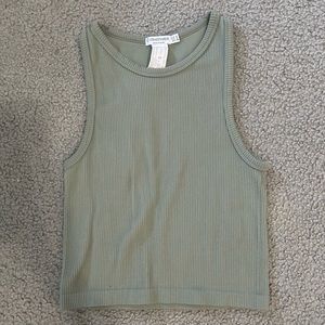 Size small green tank top